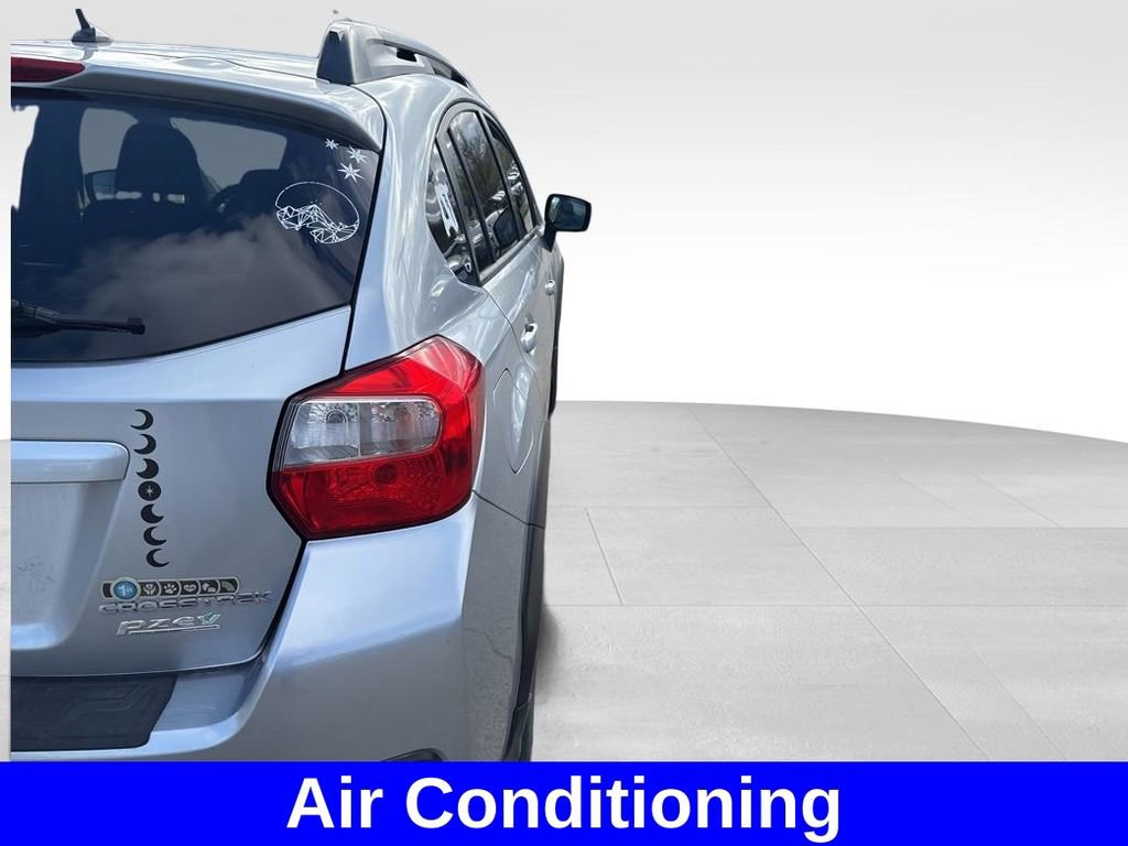 Used 2016 Subaru Crosstrek 2.0i Premium w/ Moonroof Package image 5