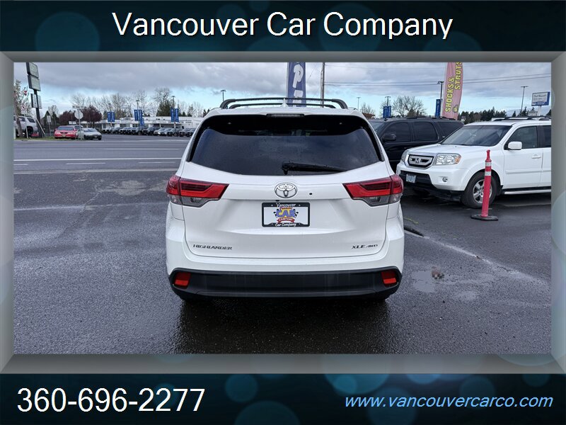 Used 2019 Toyota Highlander XLE AWD/4WD image 6