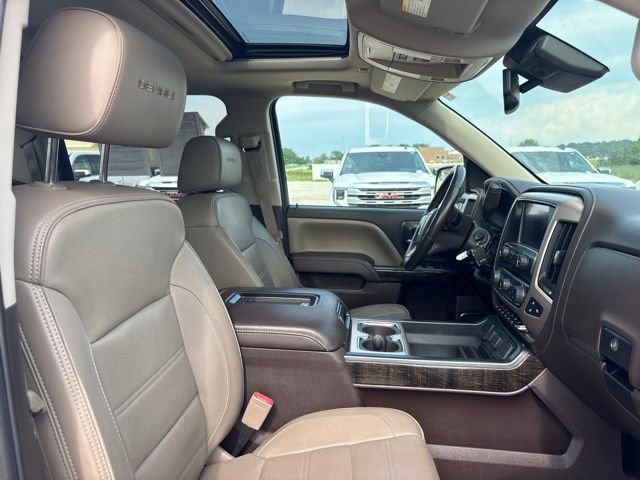 Used 2016 GMC Sierra 1500 Denali w/ Enhanced Driver Alert Package AWD/4WD image 46
