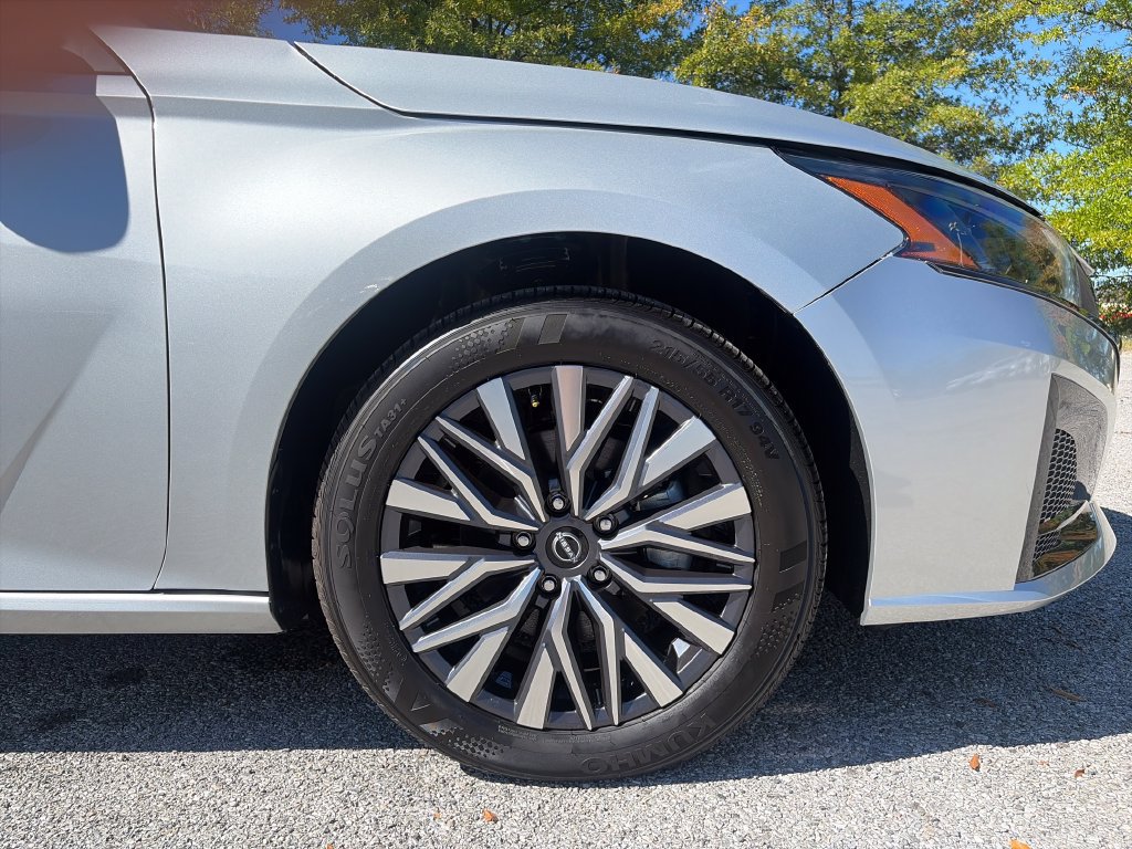 Used 2026 Nissan Altima 2.5 SV AWD/4WD image 43