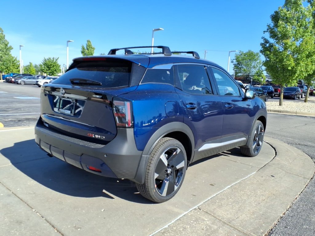 New 2026 Nissan Kicks SR w/ Cold Weather Package AWD/4WD image 8