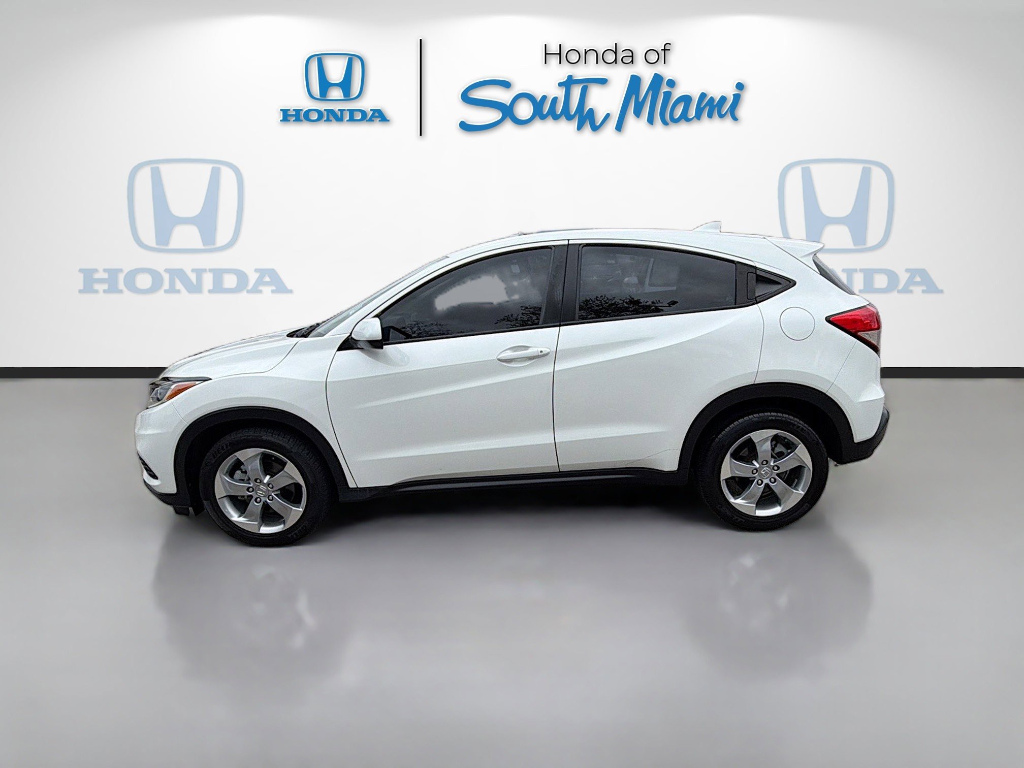 Certified 2019 Honda HR-V LX image 4