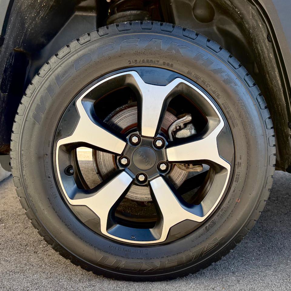 Used 2021 Jeep Renegade Trailhawk w/ Sun & Sound Group image 28