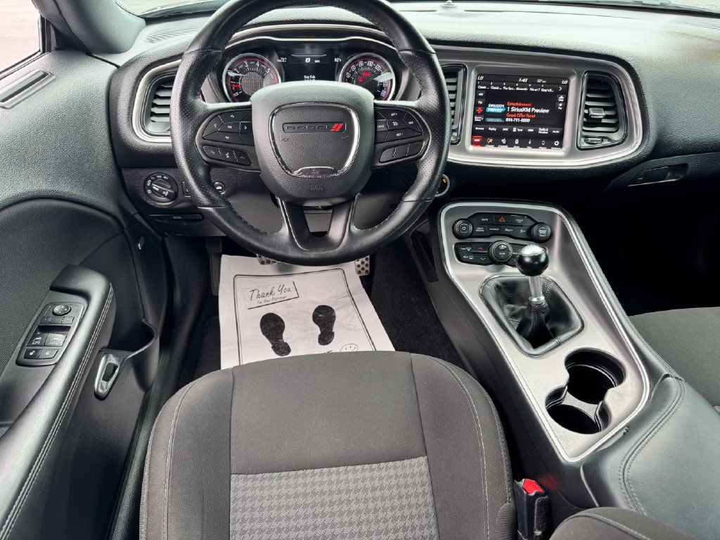 Used 2022 Dodge Challenger R/T Scat Pack RWD image 17