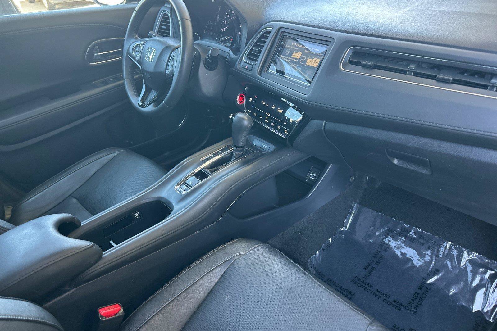 Used 2019 Honda HR-V Touring image 16