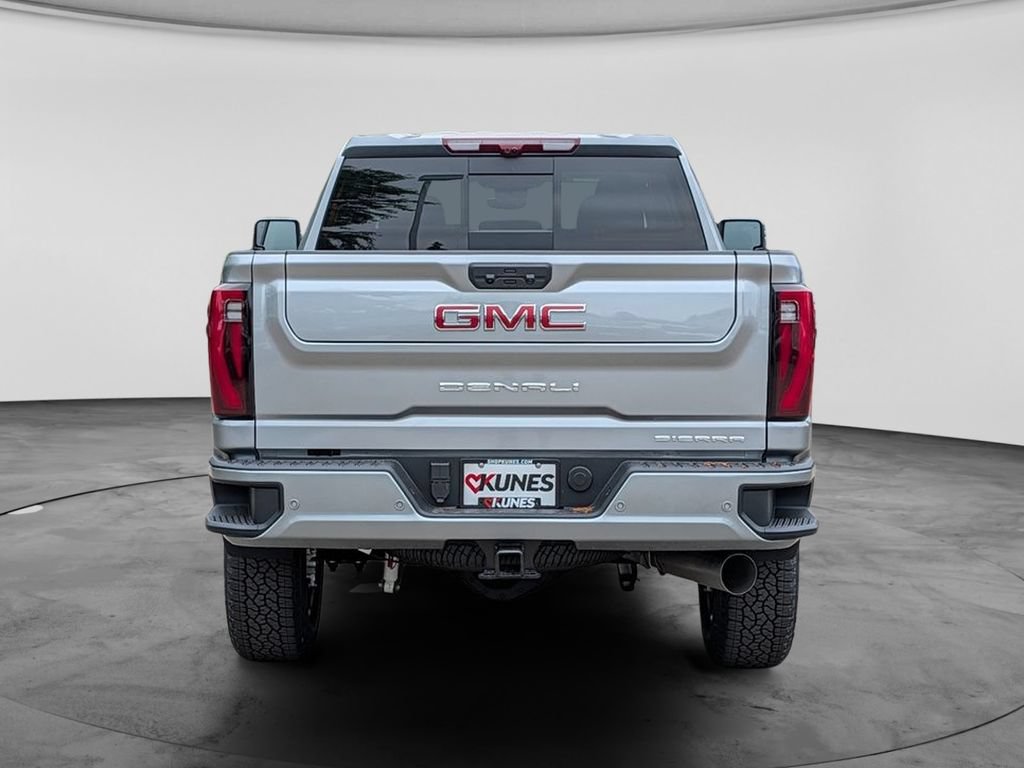 New 2026 GMC Sierra 3500 Denali w/ Denali Reserve Package AWD/4WD image 13