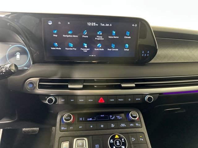 Certified 2025 Hyundai Palisade Limited image 41