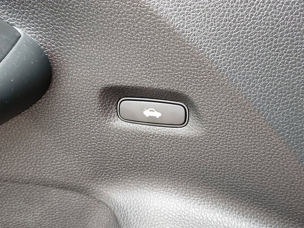 Used 2023 Honda Civic Sport image 14