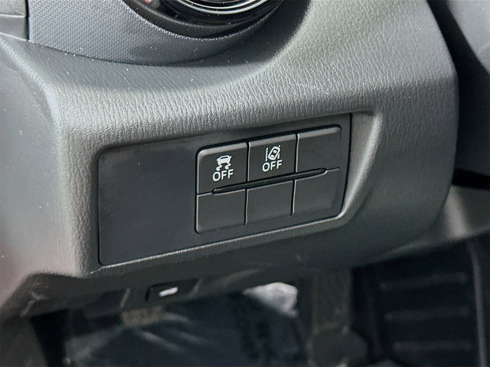 Certified 2023 MAZDA MX-5 Miata Sport w/ Appearance Package image 10