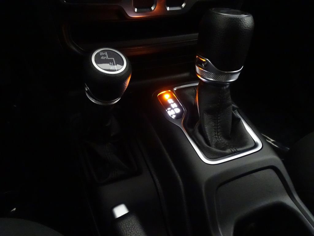 Used 2023 Jeep Wrangler Willys image 35