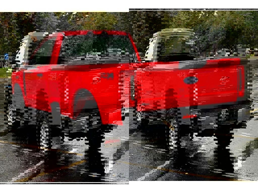 New 2026 Ford F250 XL w/ XL Off-Road Package image 3