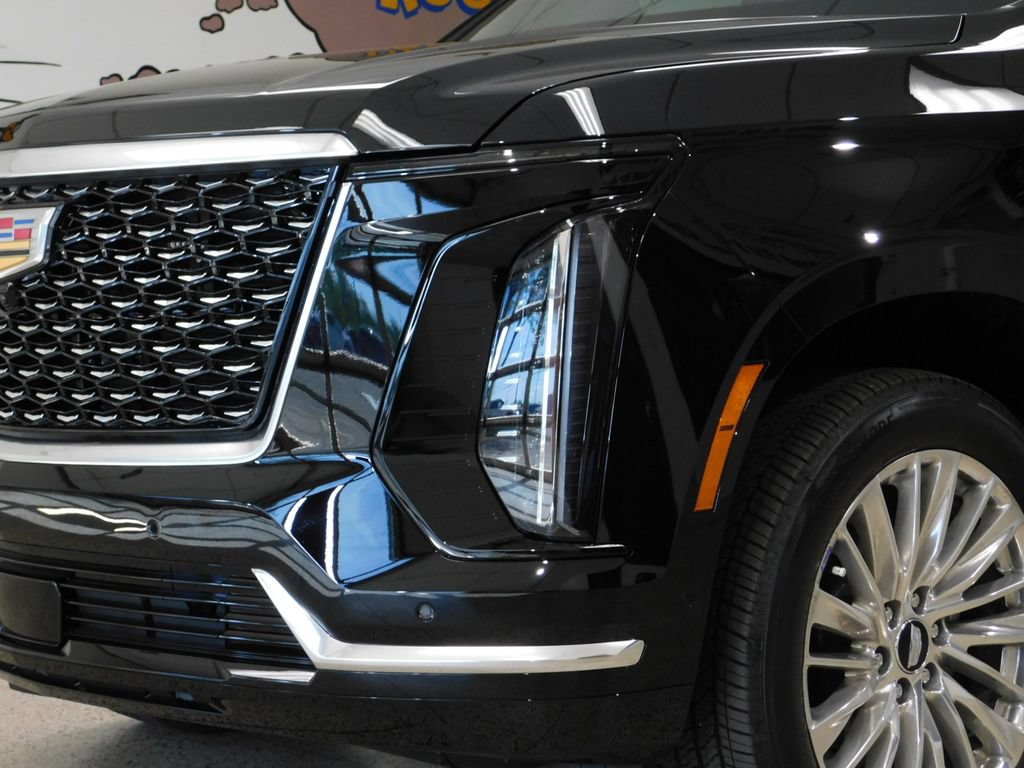 Used 2026 Cadillac Escalade ESV Luxury AWD/4WD image 18