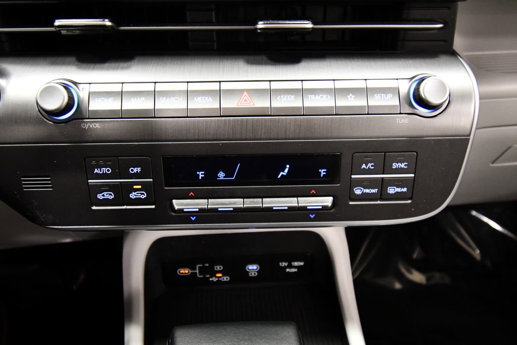 Used 2025 Hyundai Kona SEL image 26