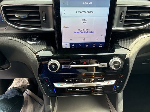 Used 2024 Ford Explorer ST w/ Equipment Group 401A AWD/4WD image 33