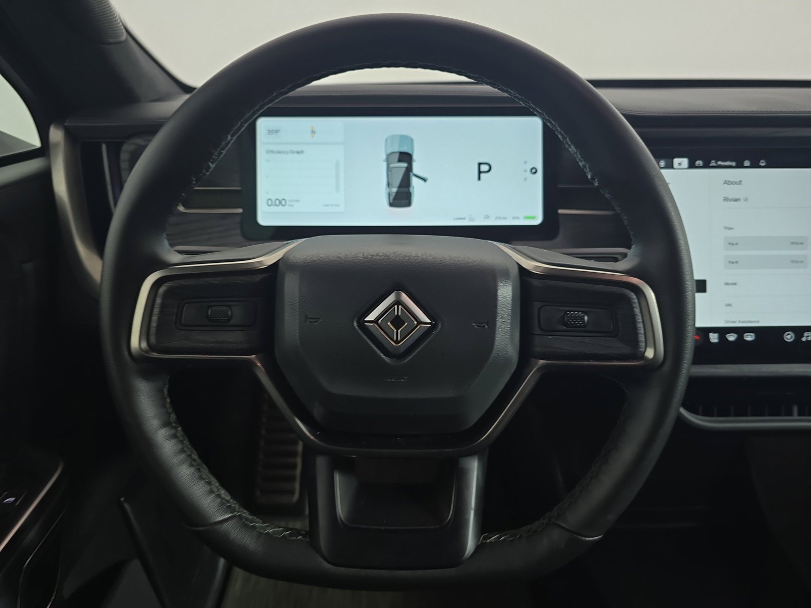 Used 2024 Rivian R1S Adventure AWD/4WD image 28