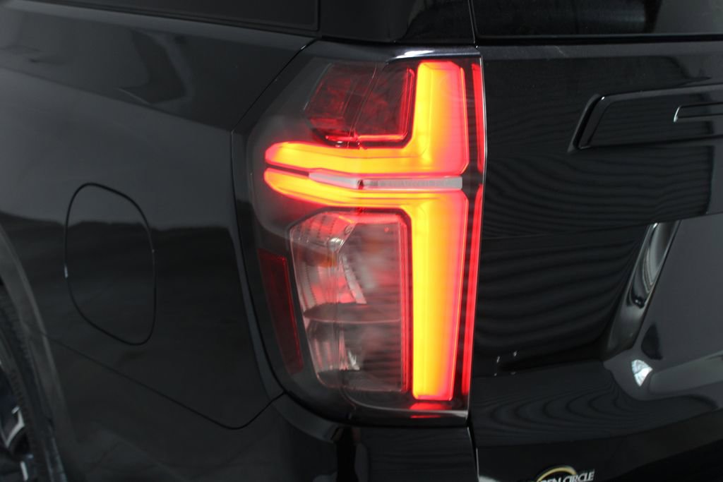 Used 2024 Chevrolet Suburban RST image 60