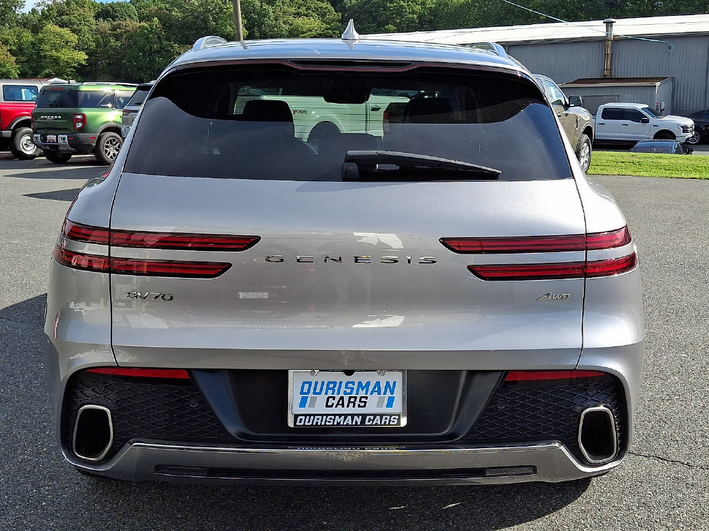Used 2025 Genesis GV70 2.5T AWD/4WD image 5