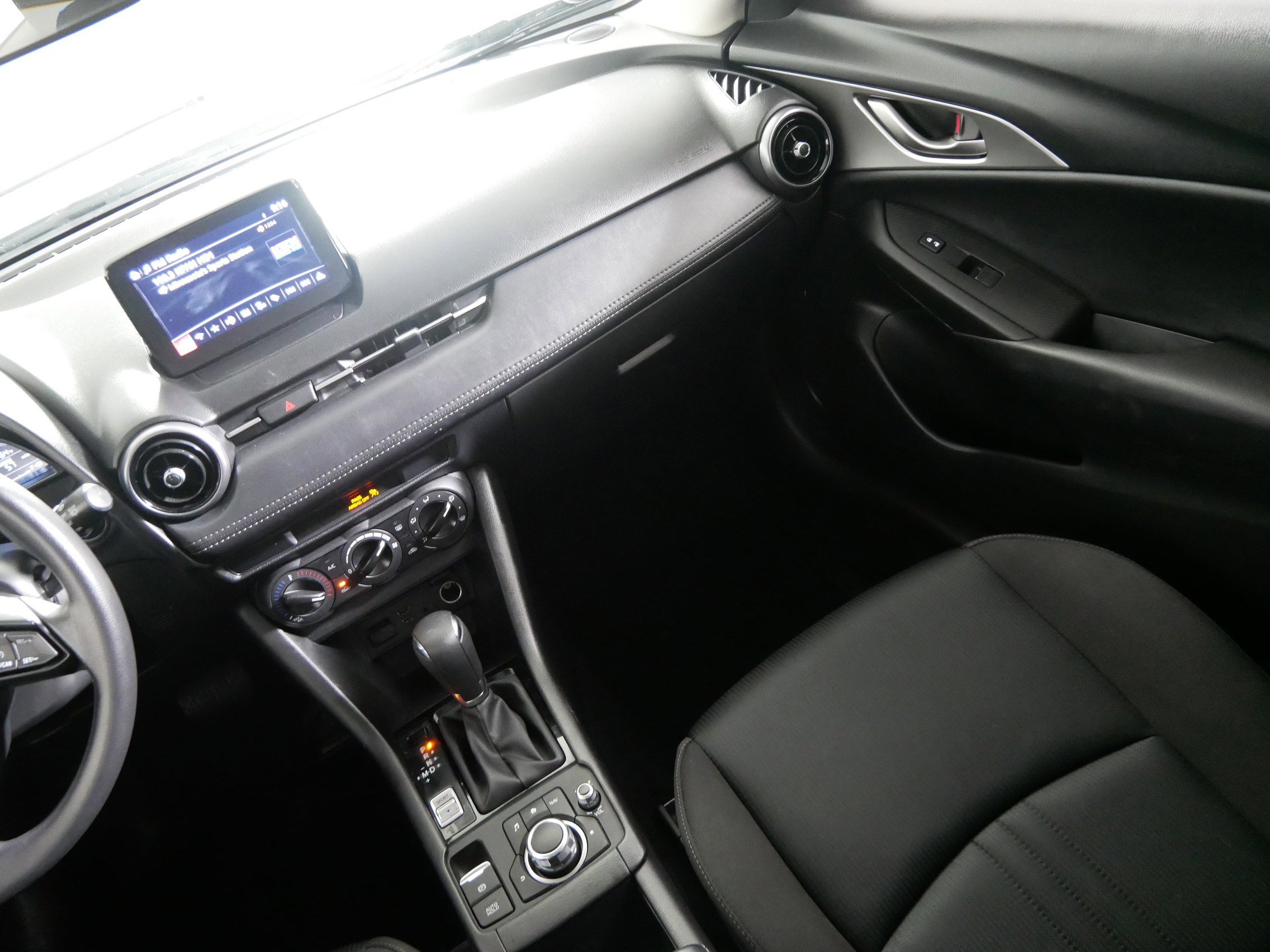 Used 2019 MAZDA CX-3 Sport image 11