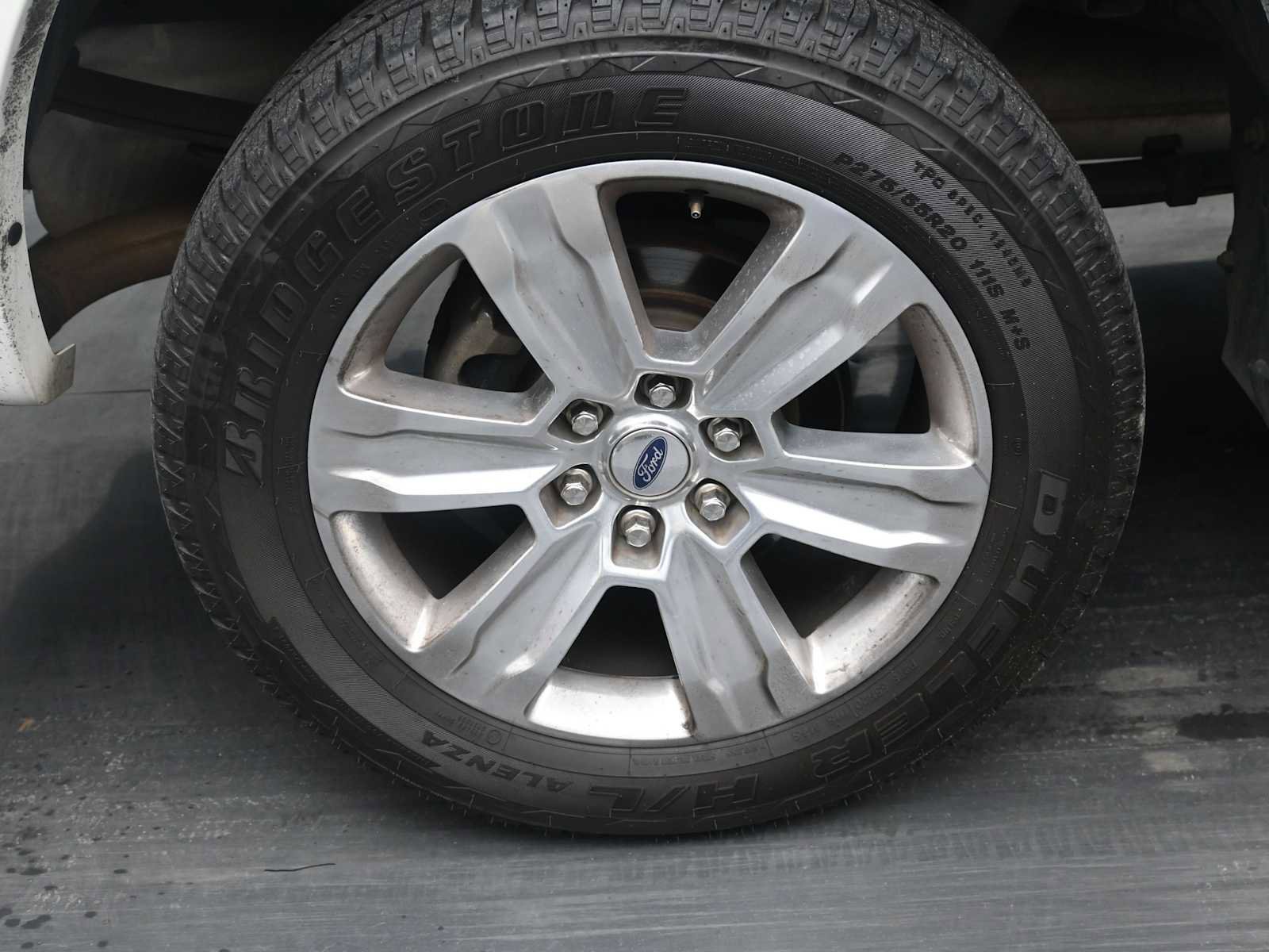 Used 2020 Ford F150 Platinum w/ Equipment Group 701A Luxury image 10