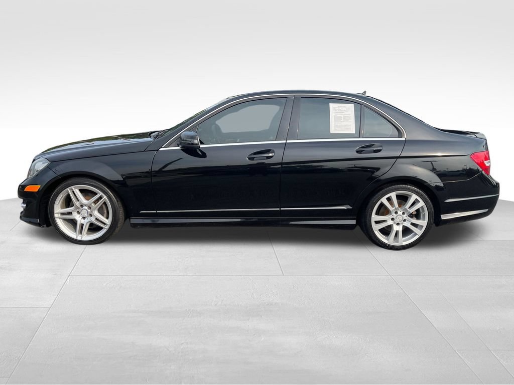 Used 2013 Mercedes-Benz C 300 4MATIC Sedan image 5