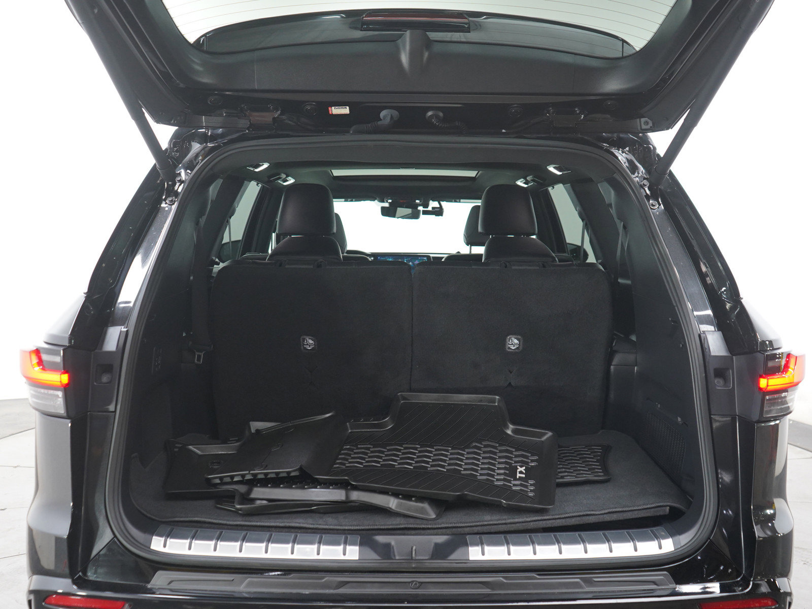 Used 2024 Lexus TX 500h AWD image 18