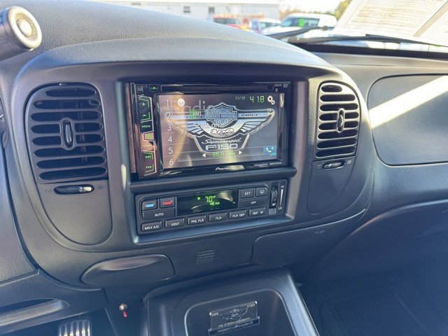 Used 2003 Ford F150 Harley-Davidson image 21