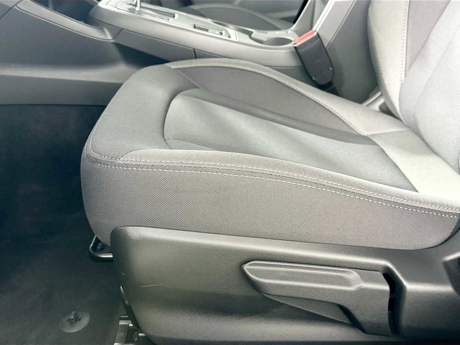 Certified 2025 Subaru Crosstrek 2.0i Premium w/ Convenience Package #2 image 17