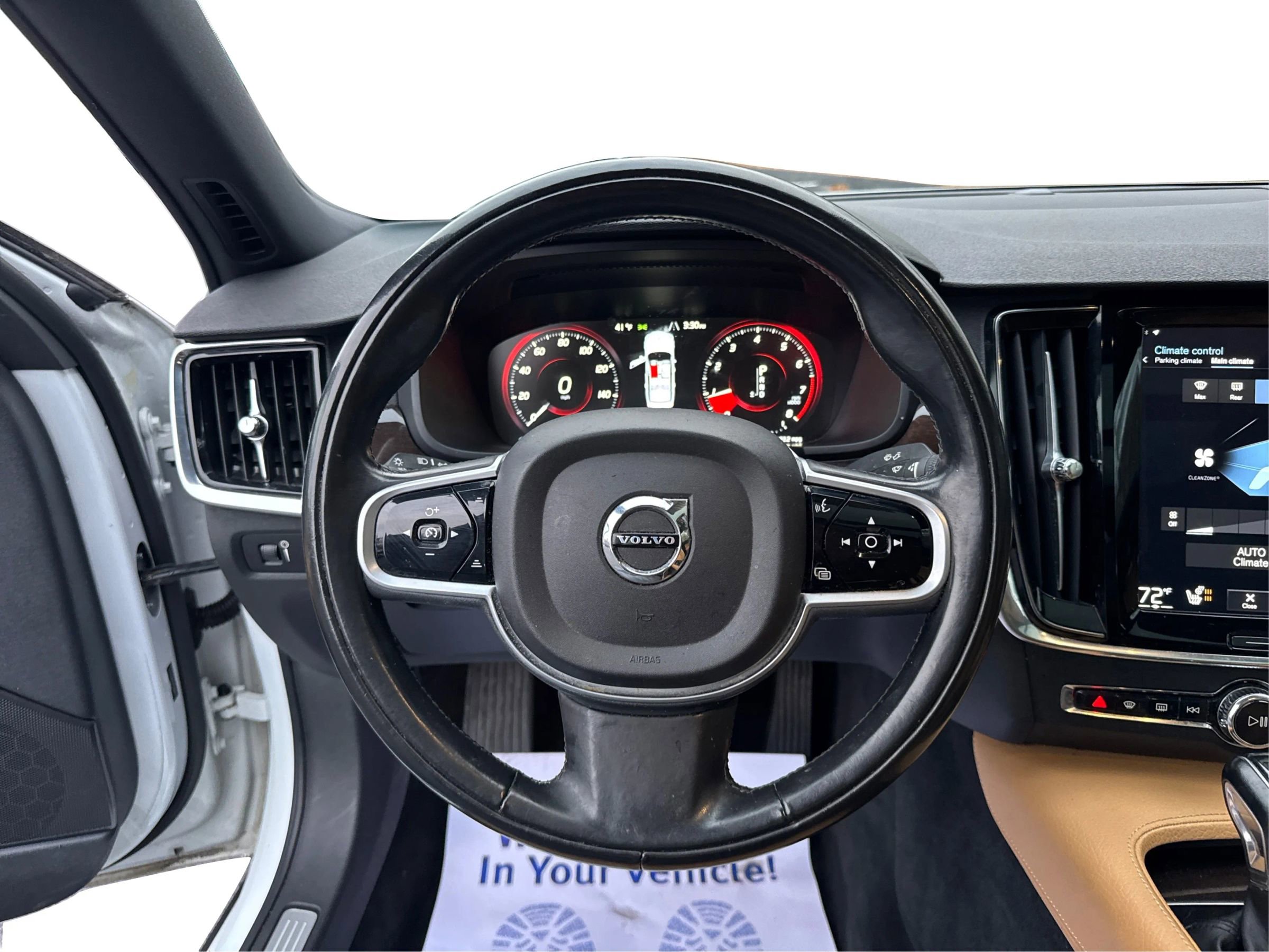 Used 2019 Volvo S90 T6 Momentum image 20