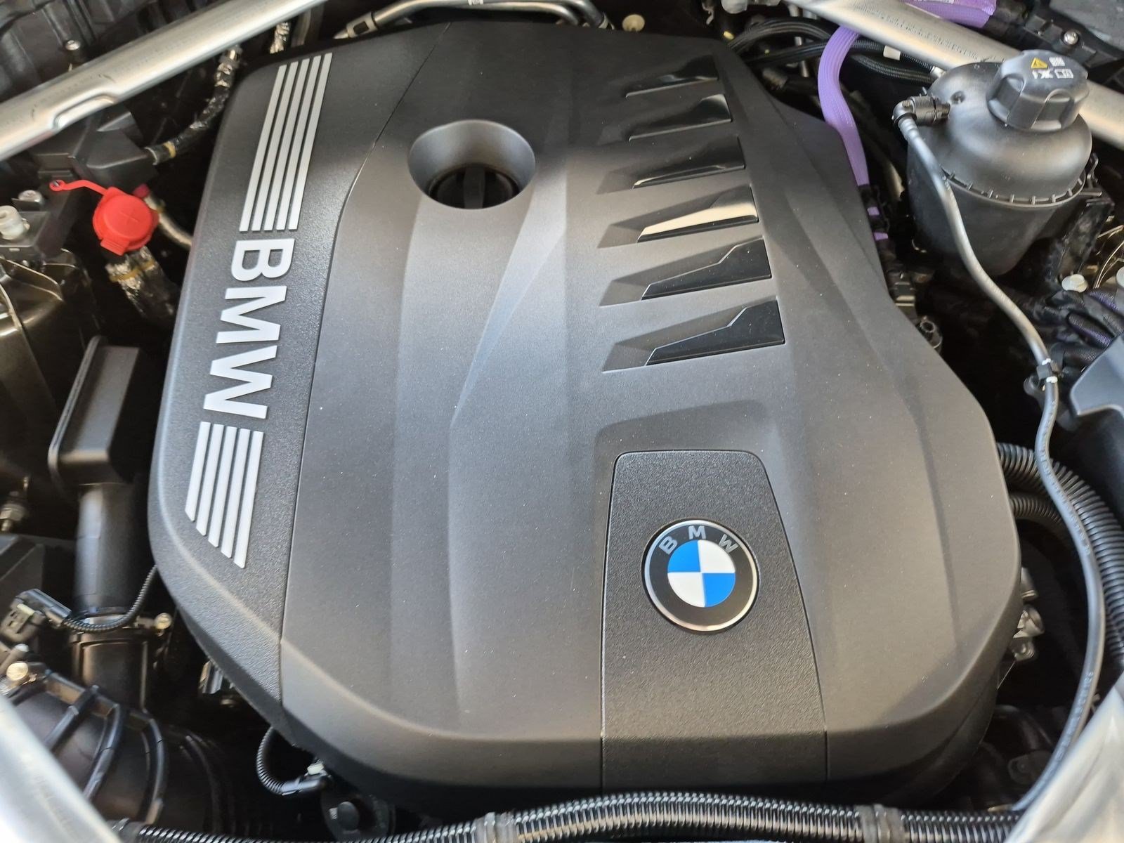 New 2026 BMW X5 xDrive40i w/ M Sport Package AWD/4WD image 39