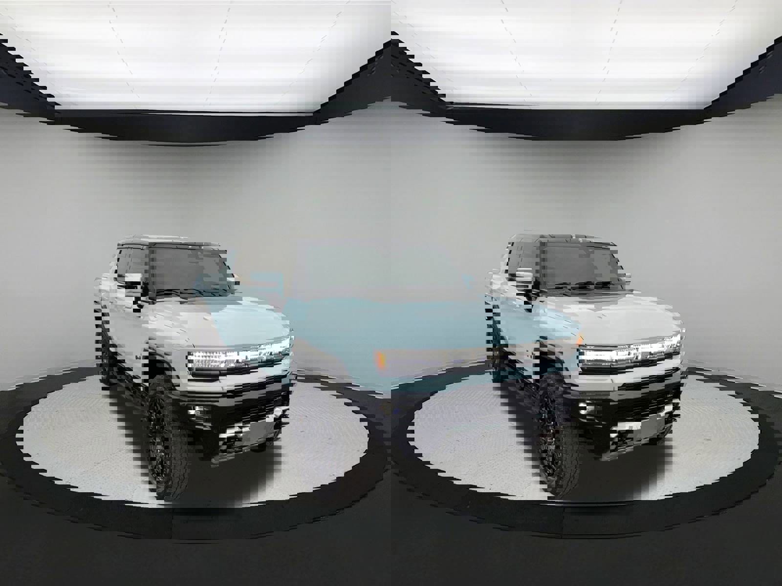 Used 2025 GMC Hummer EV 2X image 2