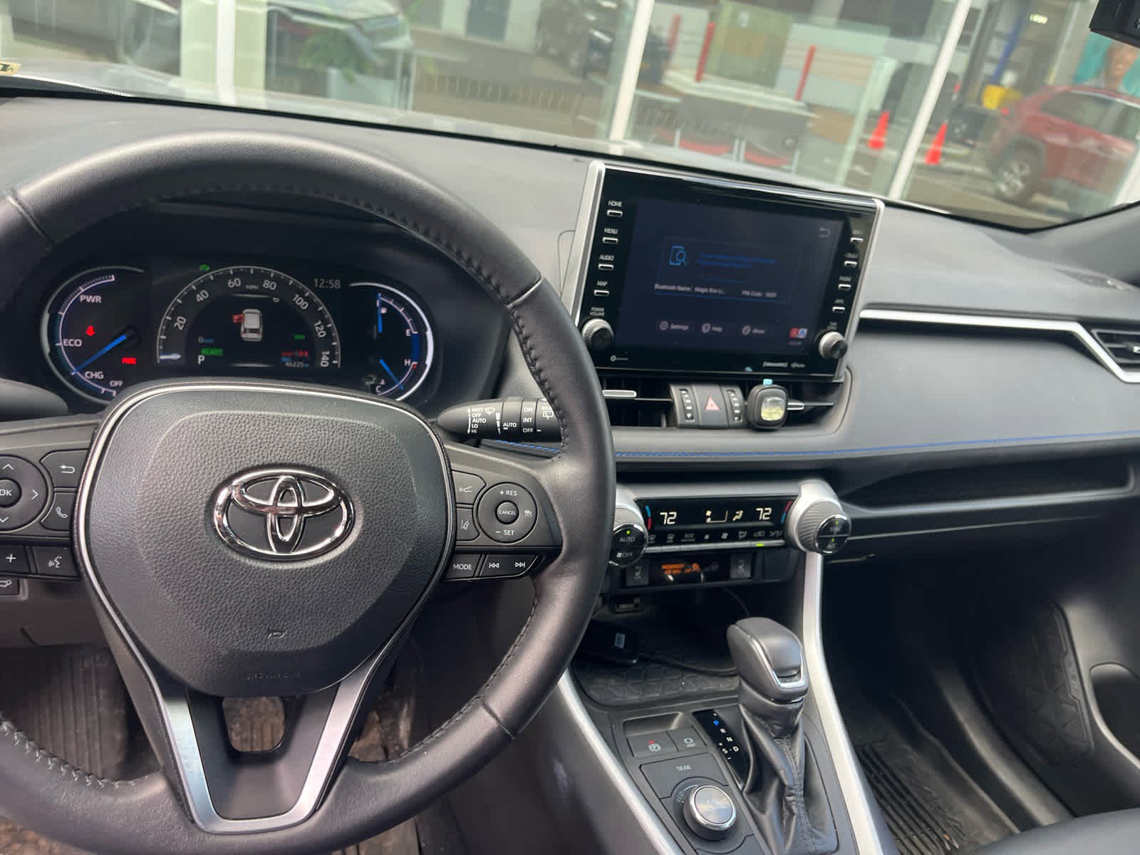 Used 2022 Toyota RAV4 XSE w/ XSE Grade Weather Package AWD/4WD image 9