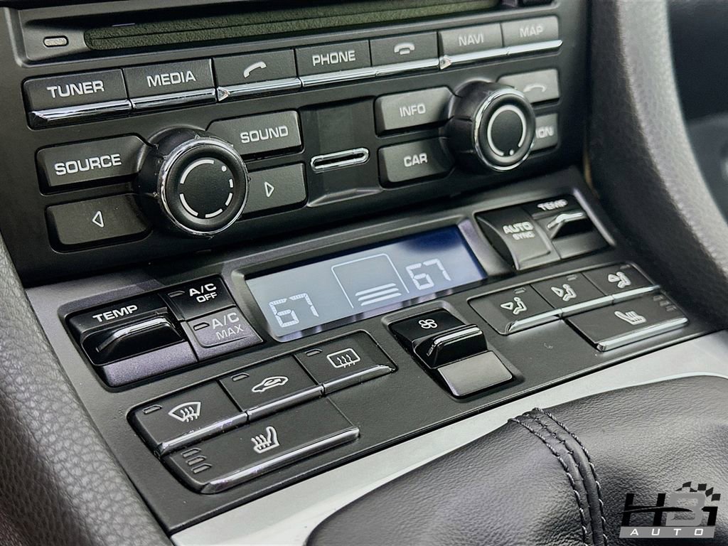 Used 2014 Porsche 911 Carrera image 13