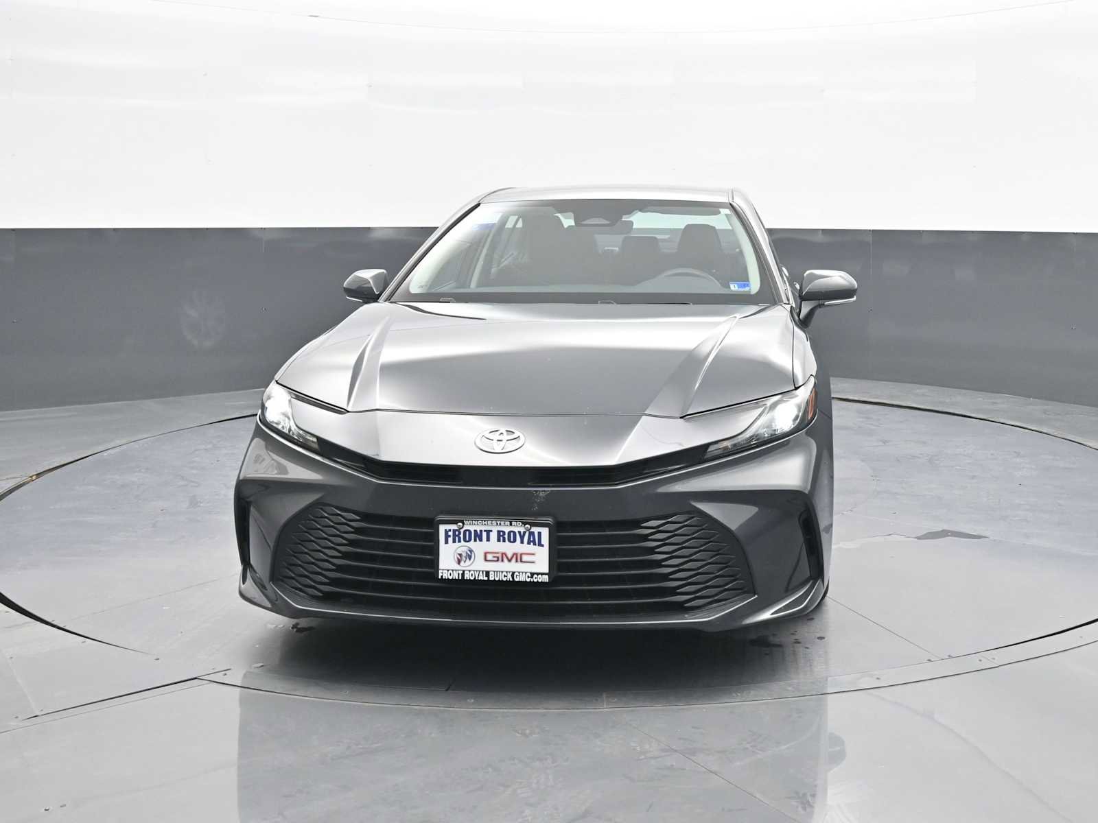 Used 2025 Toyota Camry LE w/ Convenience Package FWD image 3