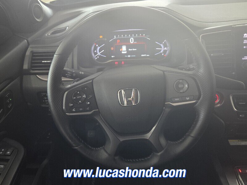 Used 2023 Honda Passport EX-L image 10