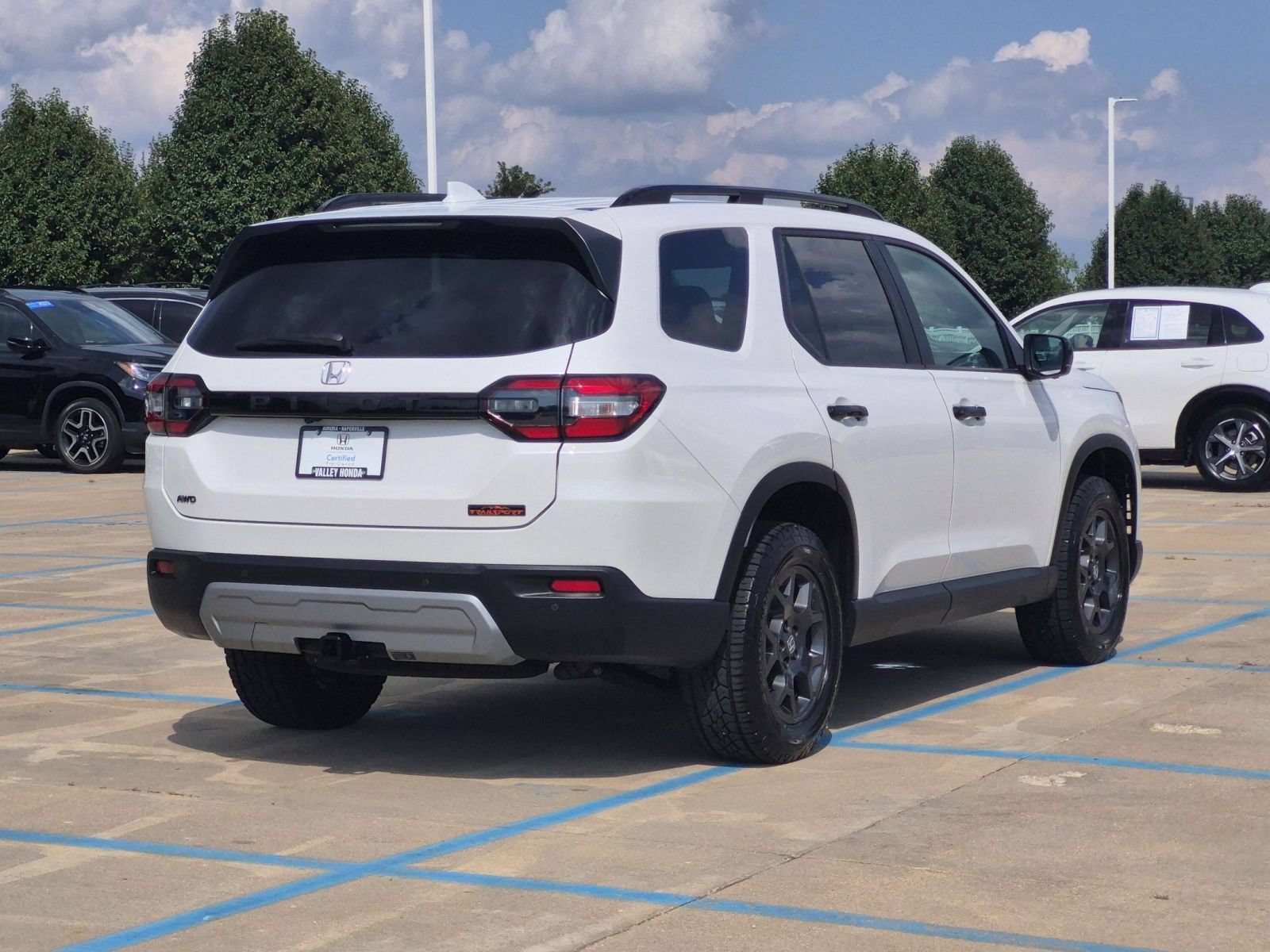 Certified 2025 Honda Pilot TrailSport image 6