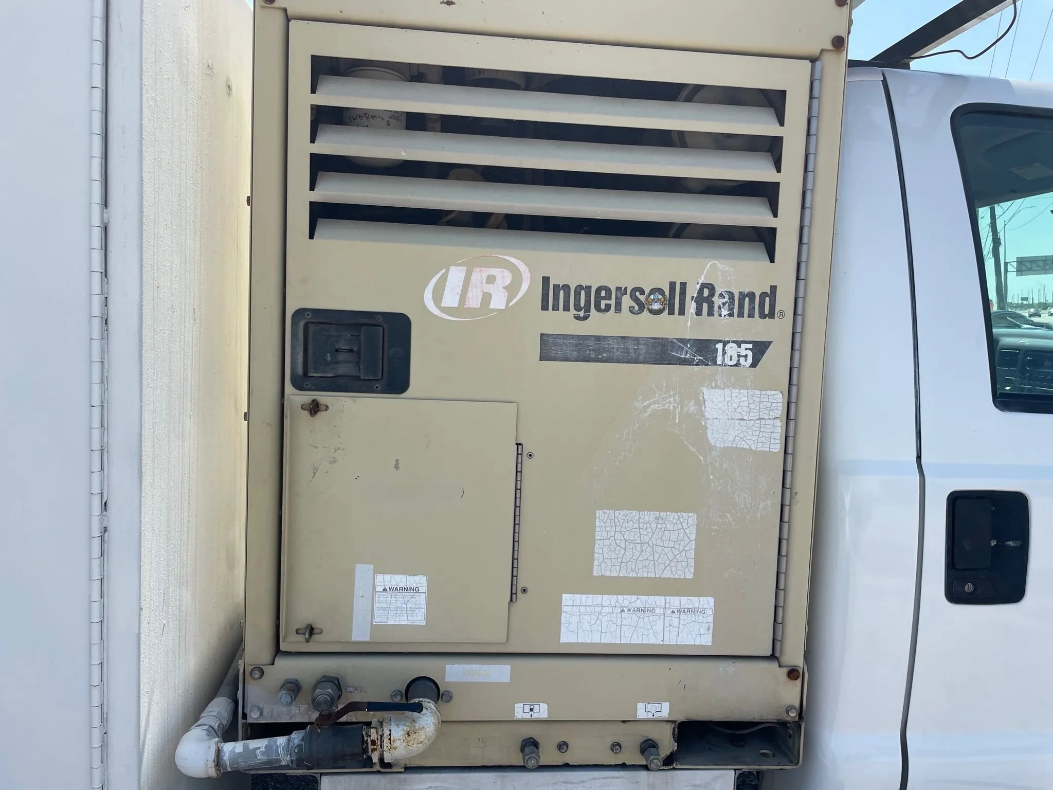 Used 2001 Ford F550 4x4 Regular Cab Super Duty image 18