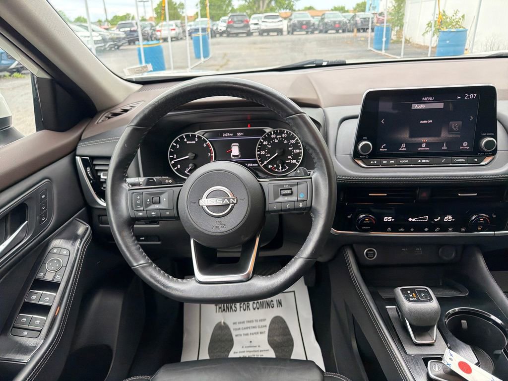 Used 2023 Nissan Rogue SL FWD image 16