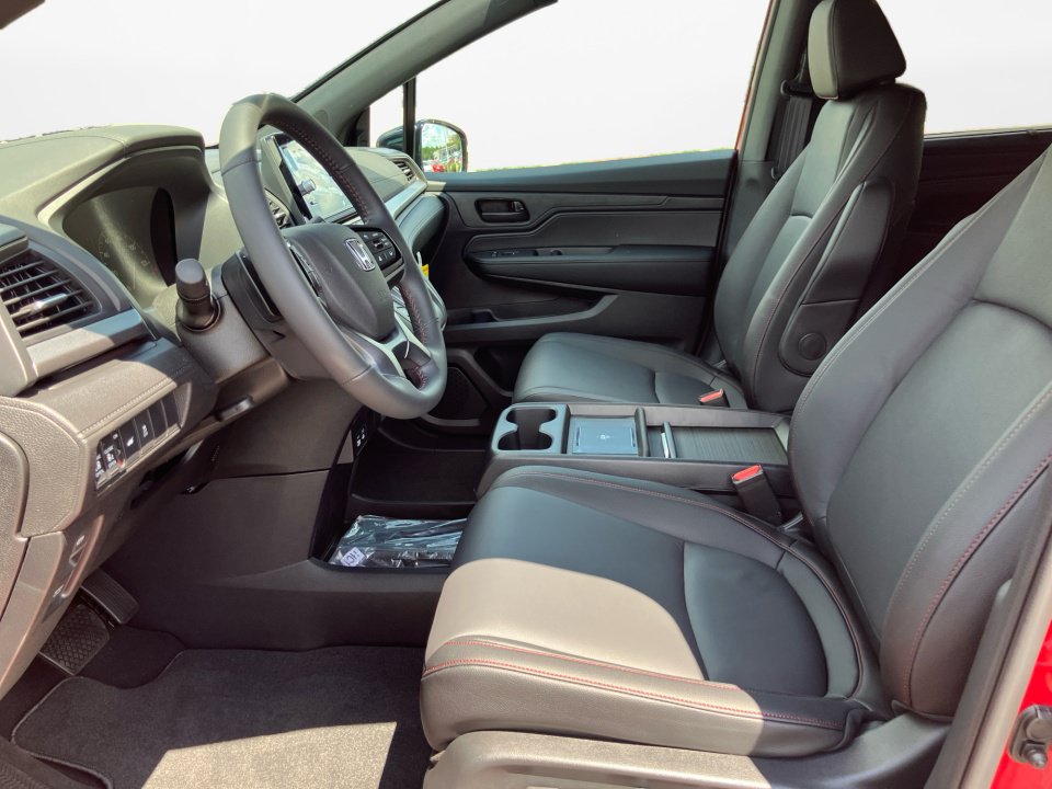 New 2026 Honda Odyssey Sport-L image 9
