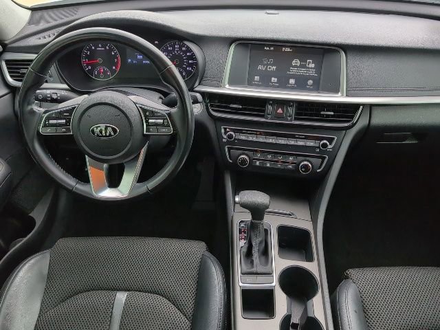 Used 2020 Kia Optima S FWD image 4