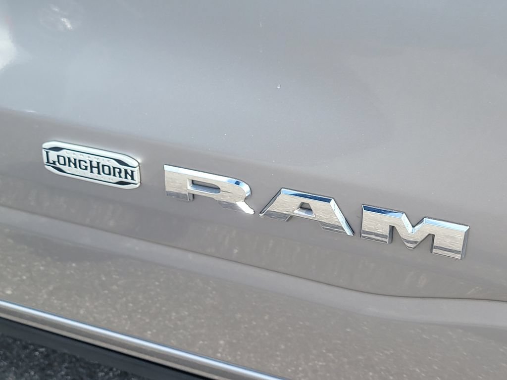 Used 2019 RAM 1500 Limited AWD/4WD image 8