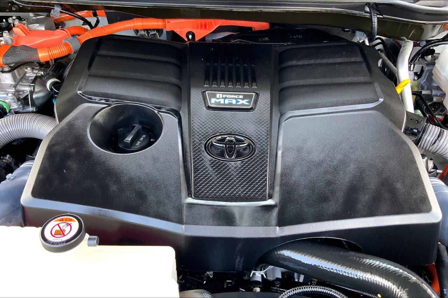 Used 2023 Toyota Sequoia Capstone RWD image 32