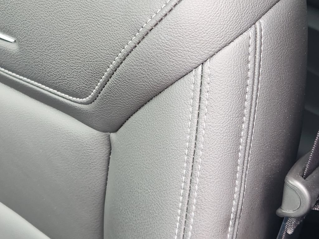 Used 2023 Cadillac XT5 Luxury FWD image 14