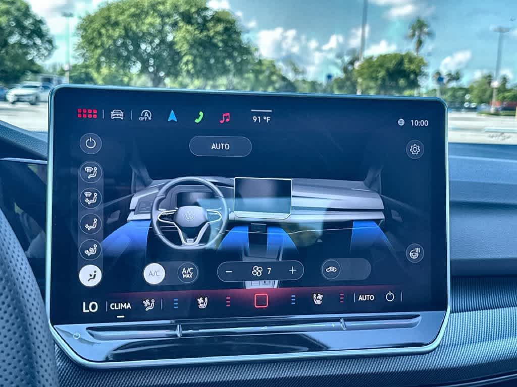 New 2026 Volkswagen GTI SE FWD image 13