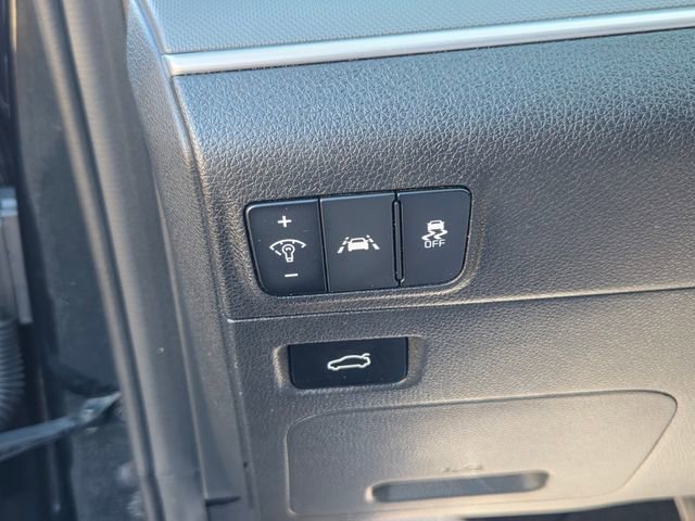 Used 2021 Kia K5 LXS image 25