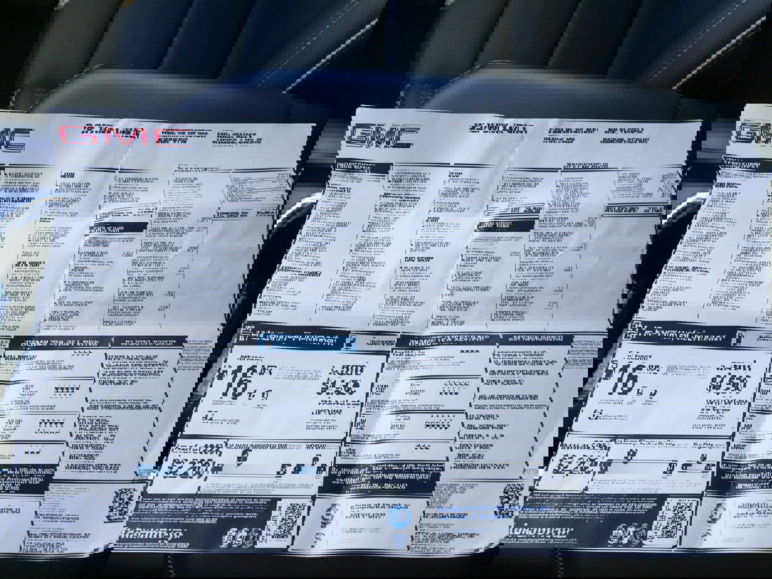 Used 2022 GMC Yukon XL SLT w/ SLT Premium Package image 43