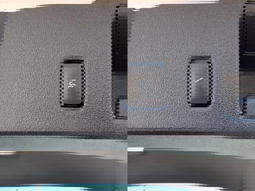 Certified 2022 Ford Escape SEL w/ Technology Package image 6