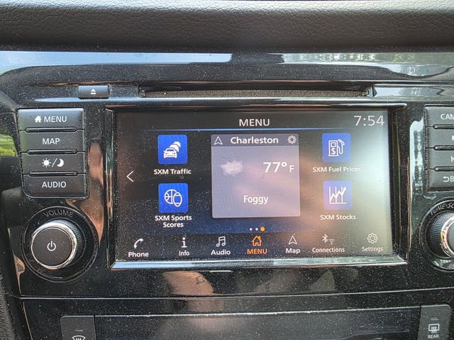 Used 2019 Nissan Rogue SV w/ Premium Package FWD image 23