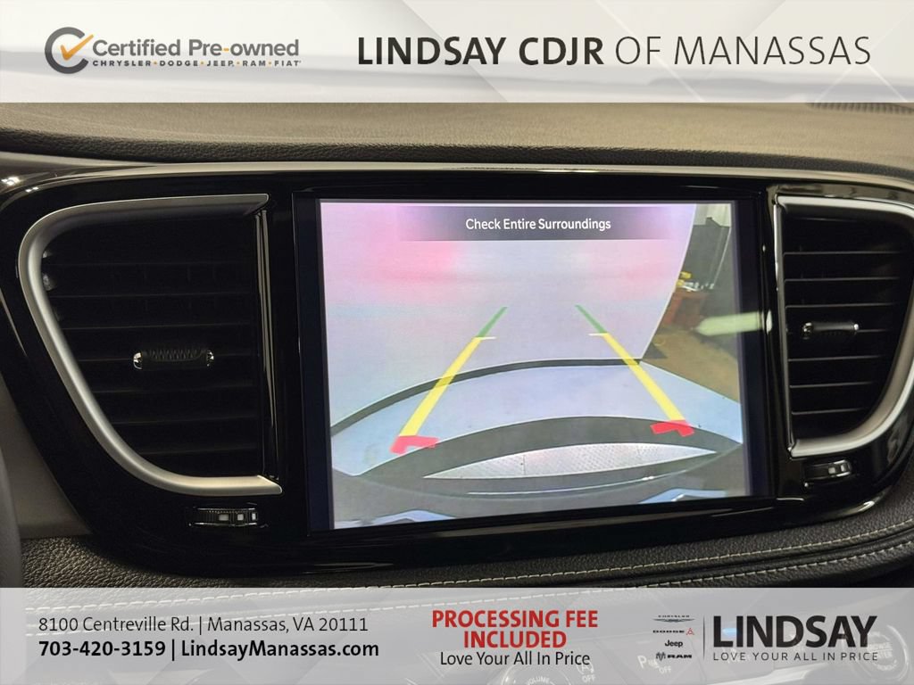 Certified 2025 Chrysler Pacifica Limited FWD image 26