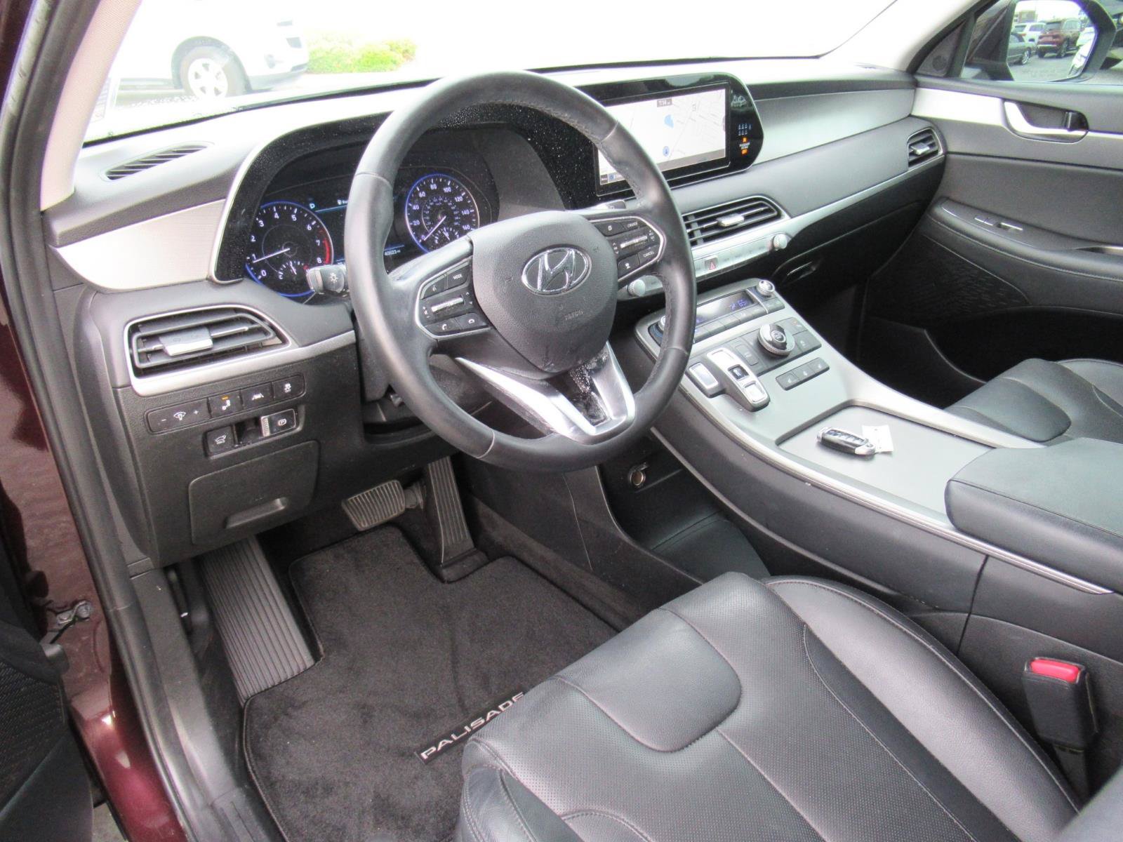 Used 2022 Hyundai Palisade SEL w/ 8P Bench Seat Package FWD image 16
