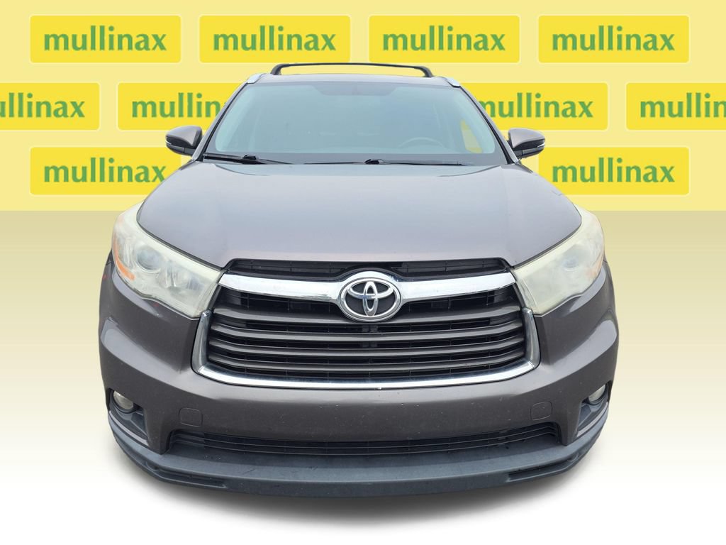 Used 2014 Toyota Highlander XLE AWD/4WD image 15
